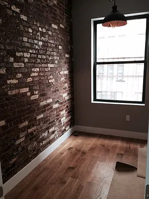 Rented by DYNY Inc | media 35