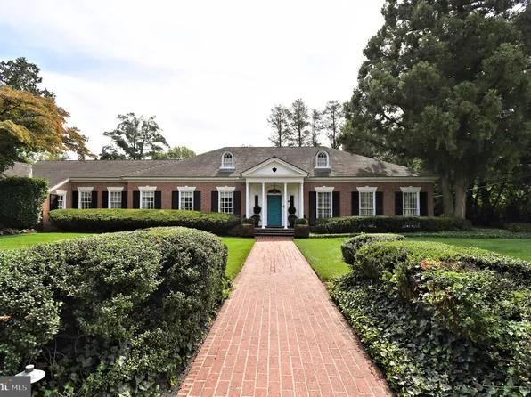 951 Frazier Rd, Rydal, PA 19046