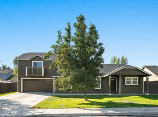 6318 Three Rivers Dr, Pasco, WA 99301
