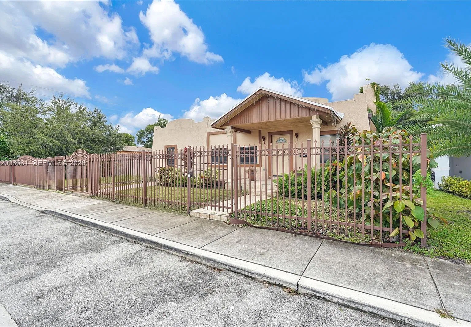 Bay Vista Park Amd Pl — Photo 2