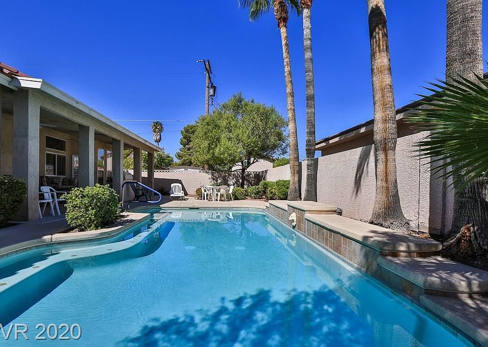 1st image of 3708 Seashore Palm Ct