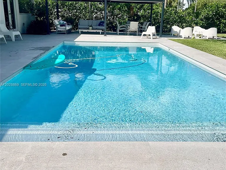 9121 SW 85th St — Photo 42
