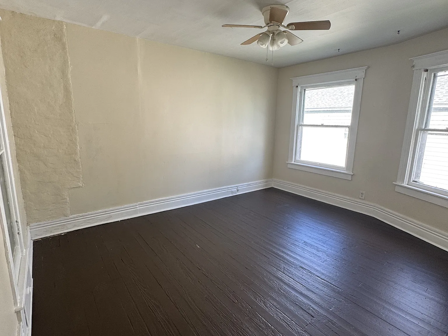 10 Lincoln Avenue - 2 — Photo 2