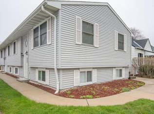 2622 S Fulton St, Milwaukee, WI 53207