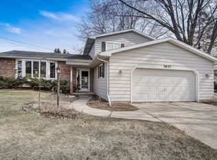 3637 Marigold Cir, Middleton, WI 53562