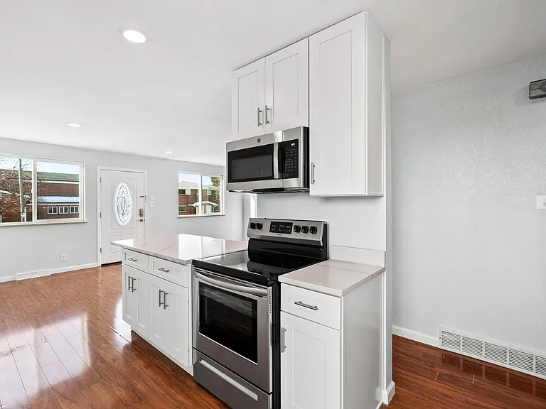 1315 W Nevada Pl #A — Photo 1