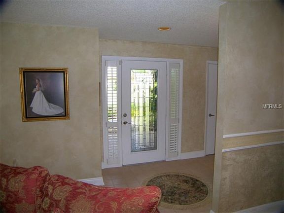 3rd image of 4951 Stonecrest Dr