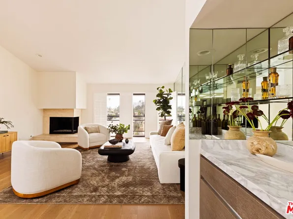 1520 S Beverly Glen Blvd APT 507, Los Angeles, CA 90024