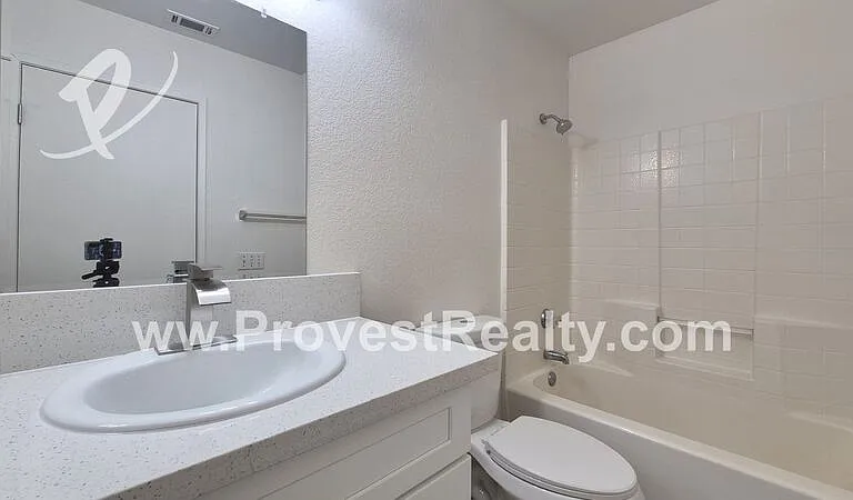 13105 Bennington Dr — Photo 11