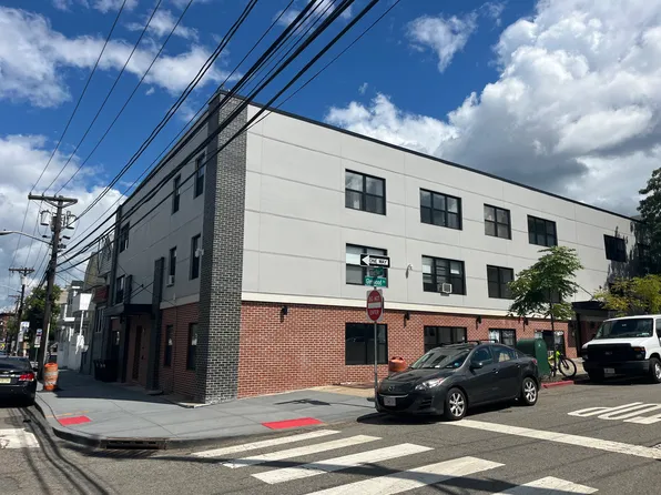 850 Westside Ave #11, Jersey City, NJ 07306