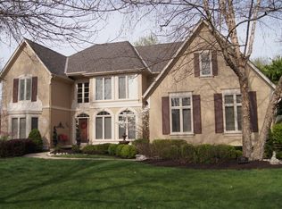 12601 Fairway St, Leawood, KS 66209