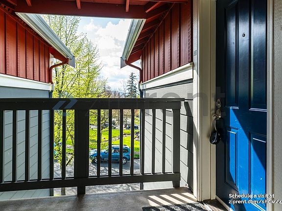 Front Entrance Unit Exterior