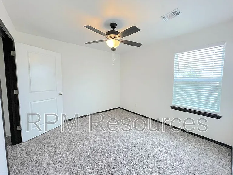 702 Midland Valley St — Photo 18