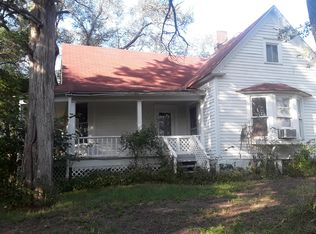 8150 N Wagon Trail Rd, Columbia, MO 65202