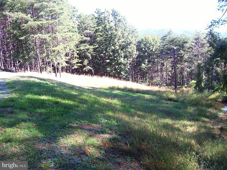 1st image of 25 Ashton Woods Dr