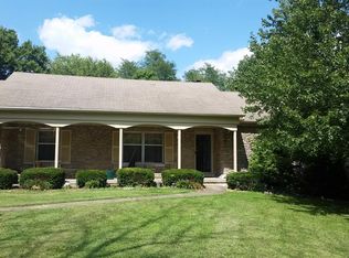 170 Woodford Dr, Winchester, KY 40391