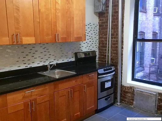 Rented by Sovereign Associates | media 15