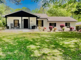 252 Old Planters Rd, Plantersville, MS 38862