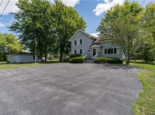 1042 E Joseph St, Cape Vincent, NY 13618