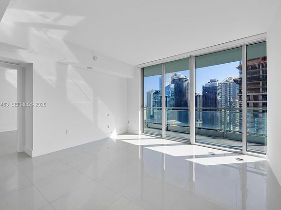 3rd image of 92 SW 3rd St APT 3904