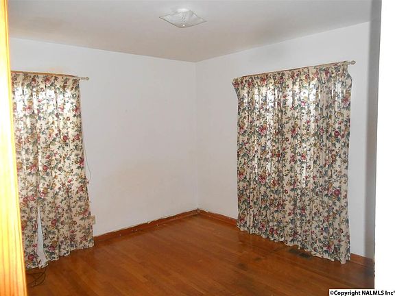 5th image of 1601 Armstrong St NW