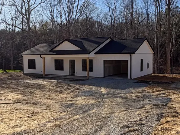 93 Vandola Rd, Danville, VA 24541