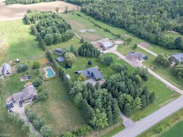 6471 Side Road 15 Rd, Mapleton, ON N4W 3G8