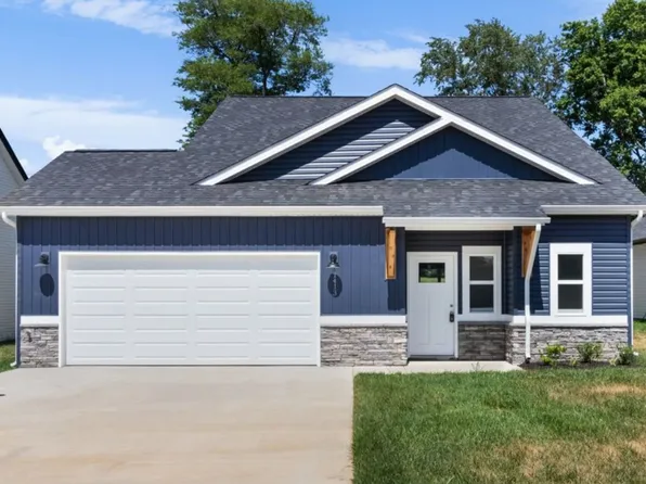 1413 Dan Brown Dr, Clarksville, TN 37042