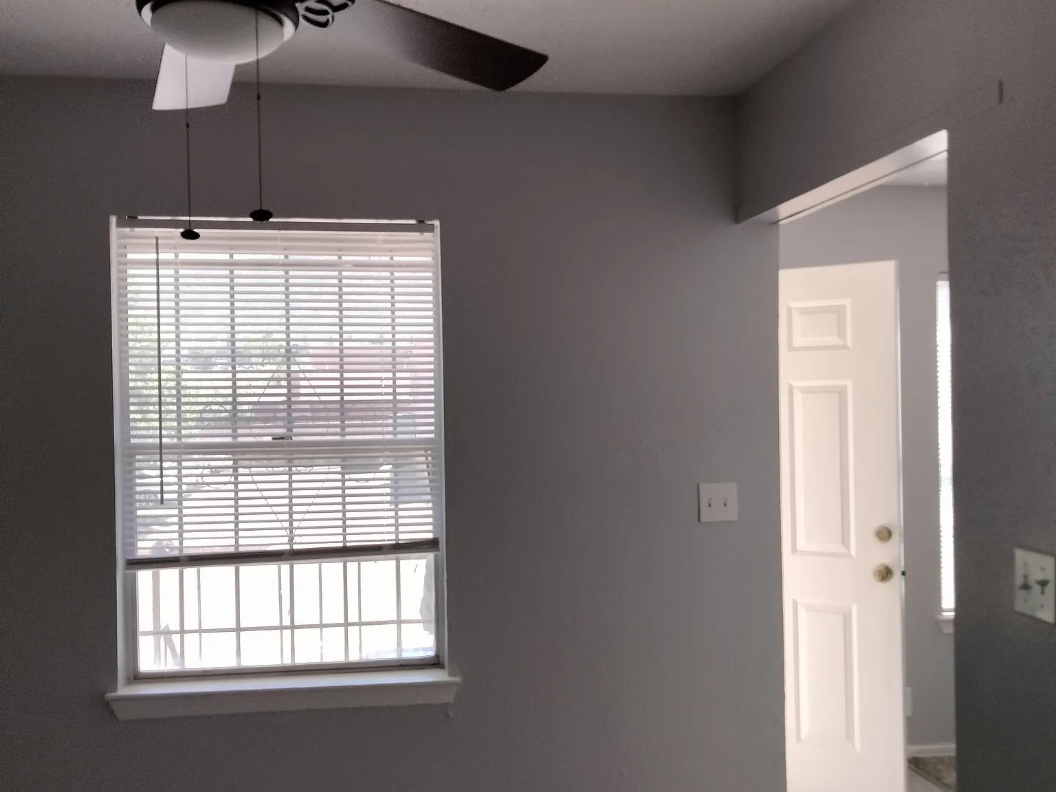 2 bed, 825 sqft, $825 — Photo 2