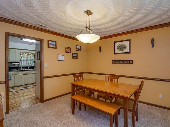 3rd image of 5200 Lola Cir