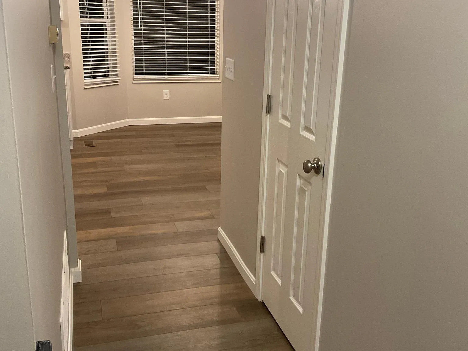 3 bed, 2.5 bath, 1964 sqft, $2,295 — Photo 4