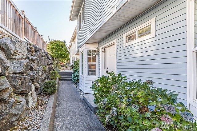 1st image of 2950 S Proctor St #2950