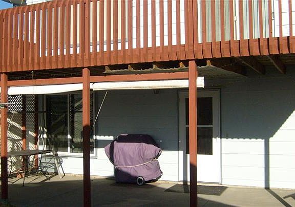 4th image of 1108 10th Ave