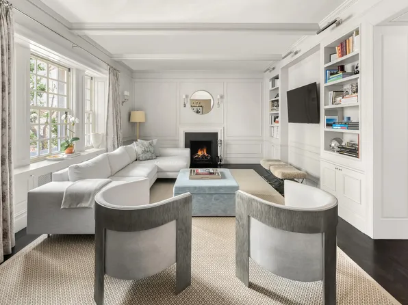 863 Park Avenue image 2 of 14