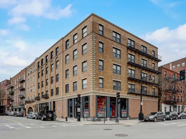 454 Hanover St APT 2, Boston, MA 02113