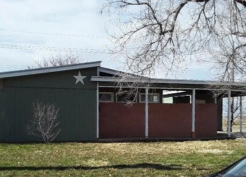 2nd image of 2513 Rosewood Ln
