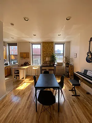 Rented by Compass | media 18