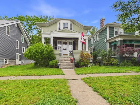 26 America Avenue, Wheeling, WV 26003