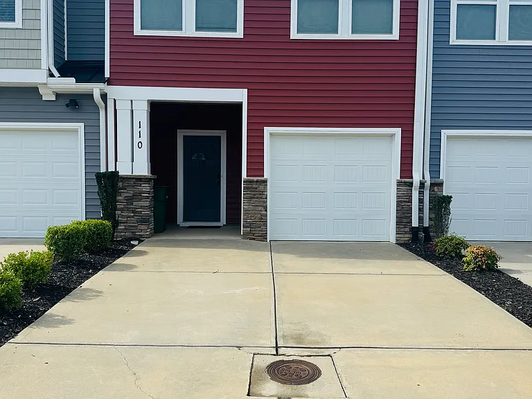 110 Addington Ln — Photo 1