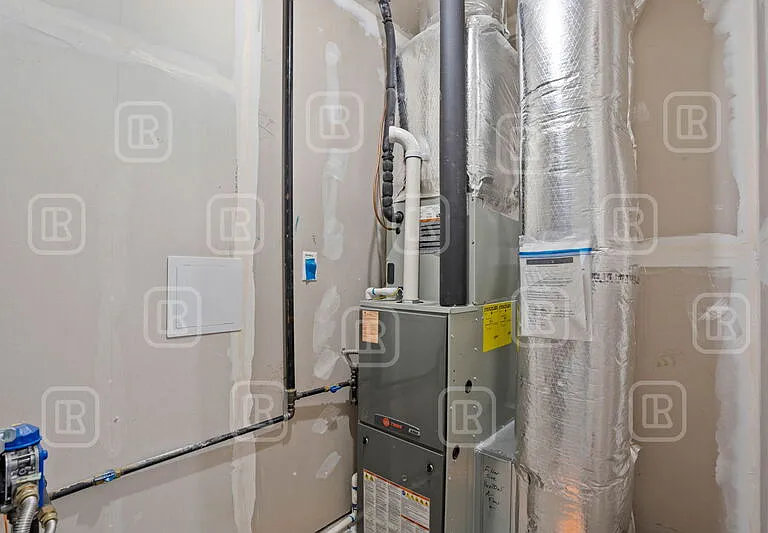 17020 E Knox Ln — Photo 27
