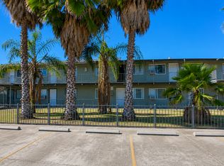 441 S Dearing Ave #J, Fresno, CA 93702