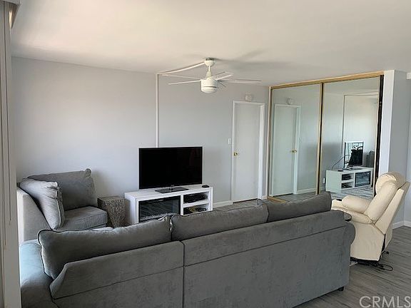 5th image of 2601 E Ocean Blvd Unit 801