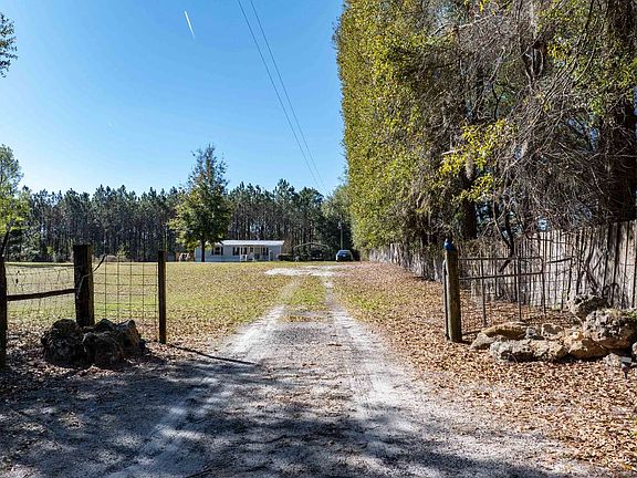 4th image of 10372 SW County Road 240