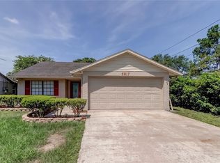 5817 10th St, Zephyrhills, FL 33542