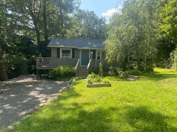 1 Highview Trl, Jefferson Twp., NJ 07849