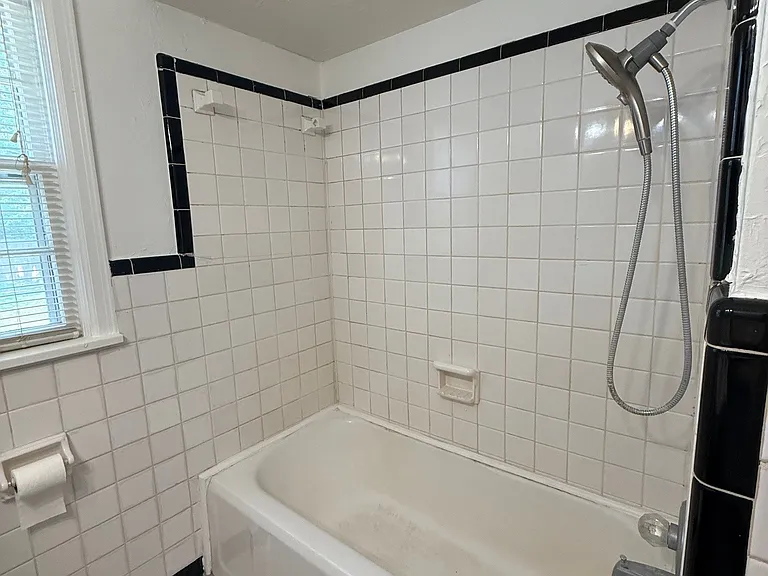 1107 Fenwick Pl — Photo 9