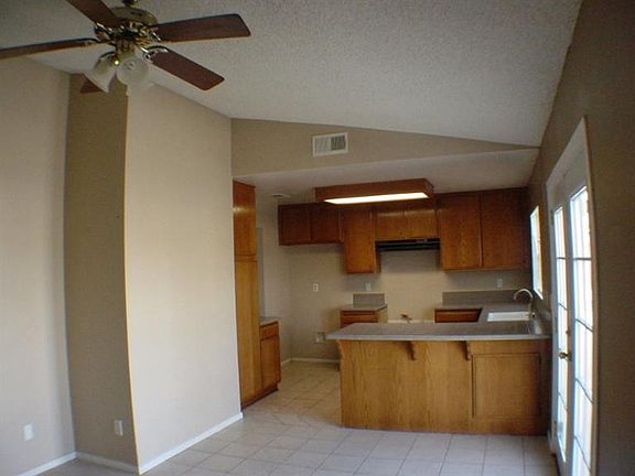3rd image of 15350 Kern Ave #0