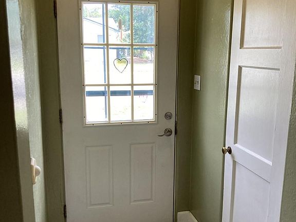 ENTRY WAY COAT CLOSET
