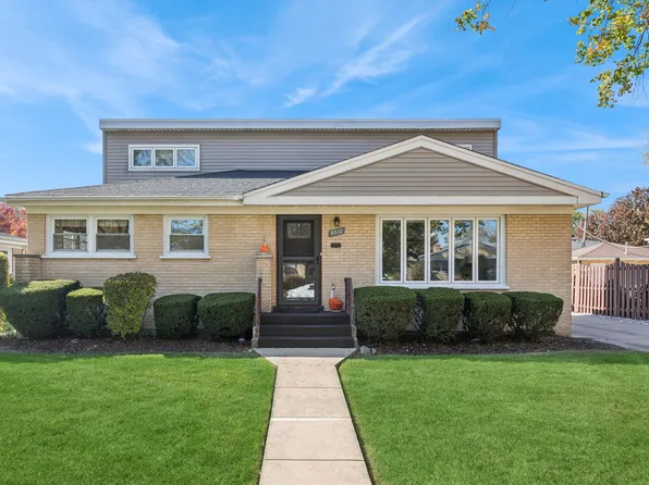 9310 Olcott Ave, Morton Grove, IL 60053