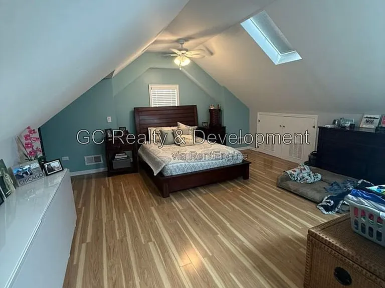 6953 W Summerdale Ave — Photo 11